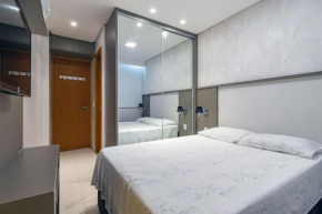 Flat Oka Beach com vista piscina por Carpediem